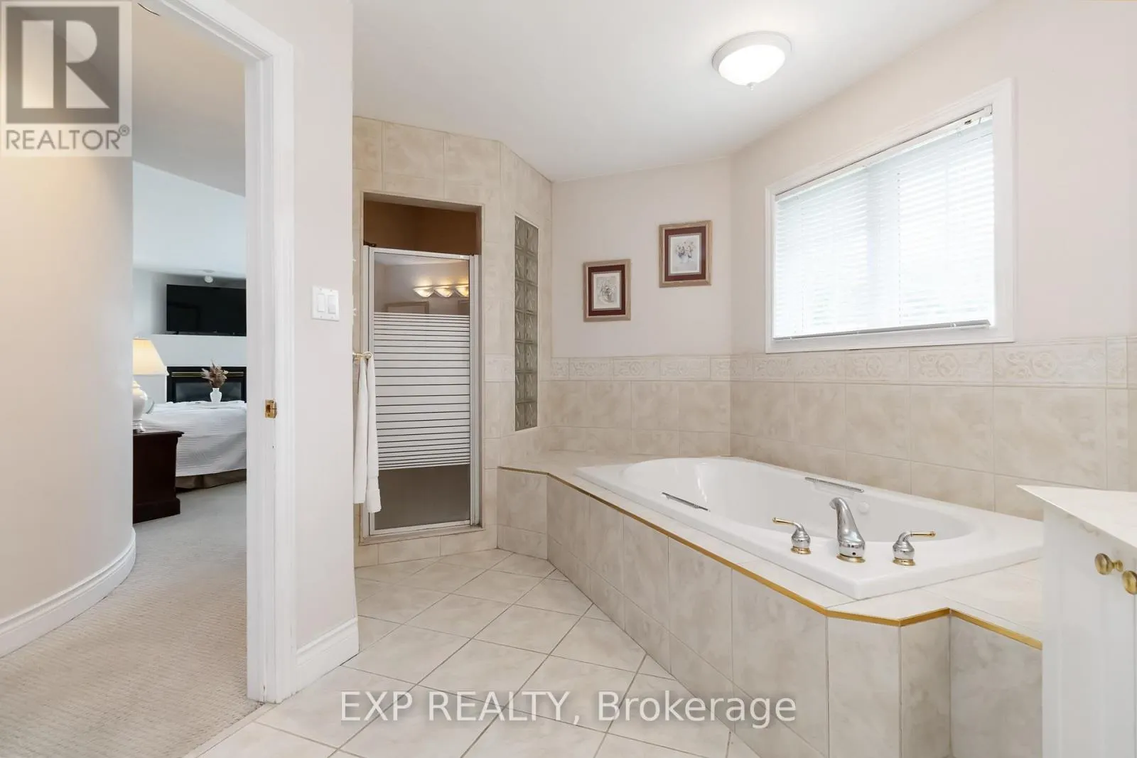 1401 TAMWORTH COURT