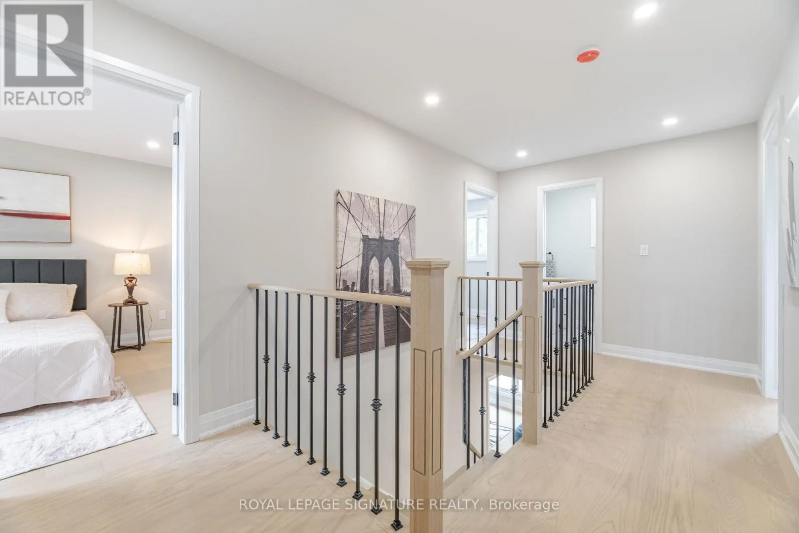 2392 ARNOLD CRESCENT