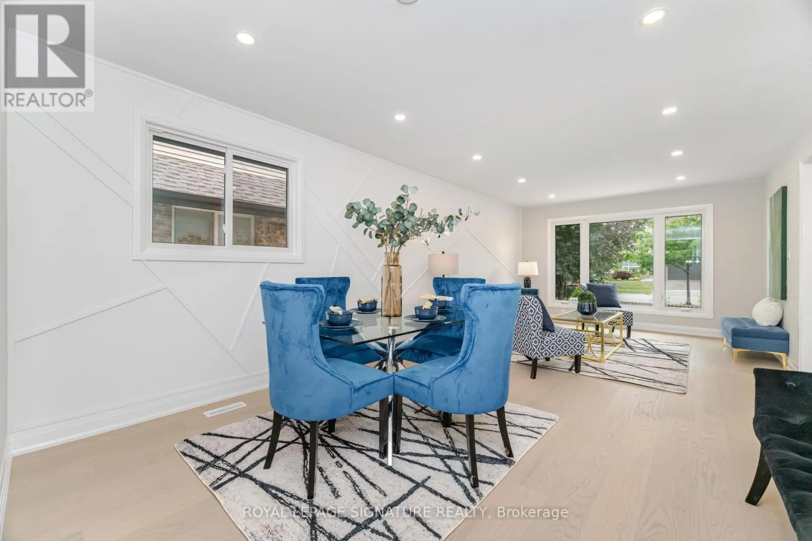 2392 ARNOLD CRESCENT