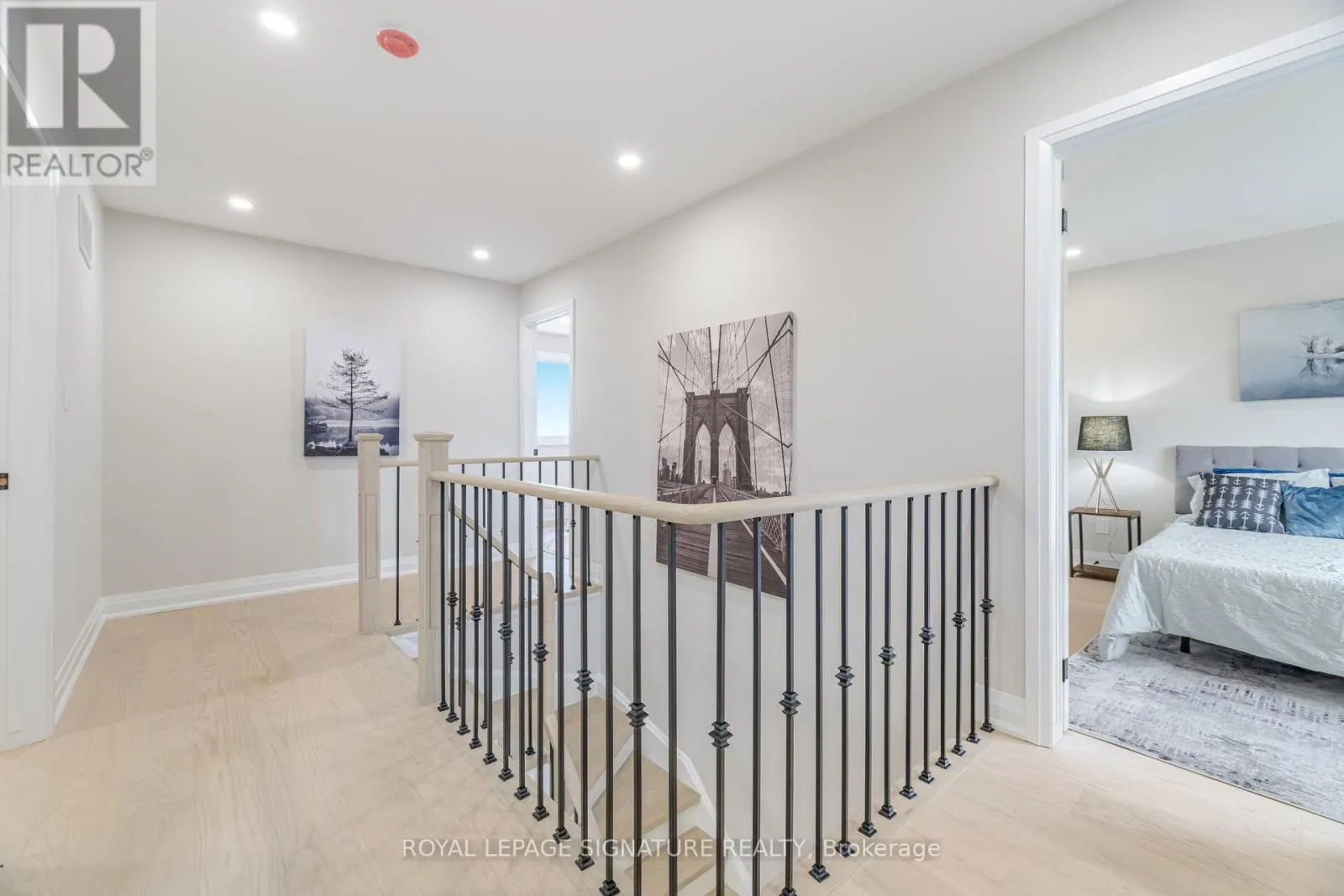2392 ARNOLD CRESCENT