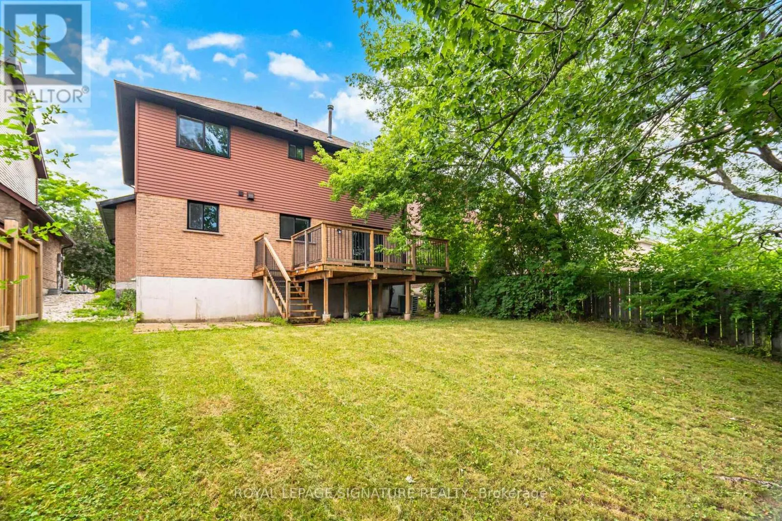 2392 ARNOLD CRESCENT