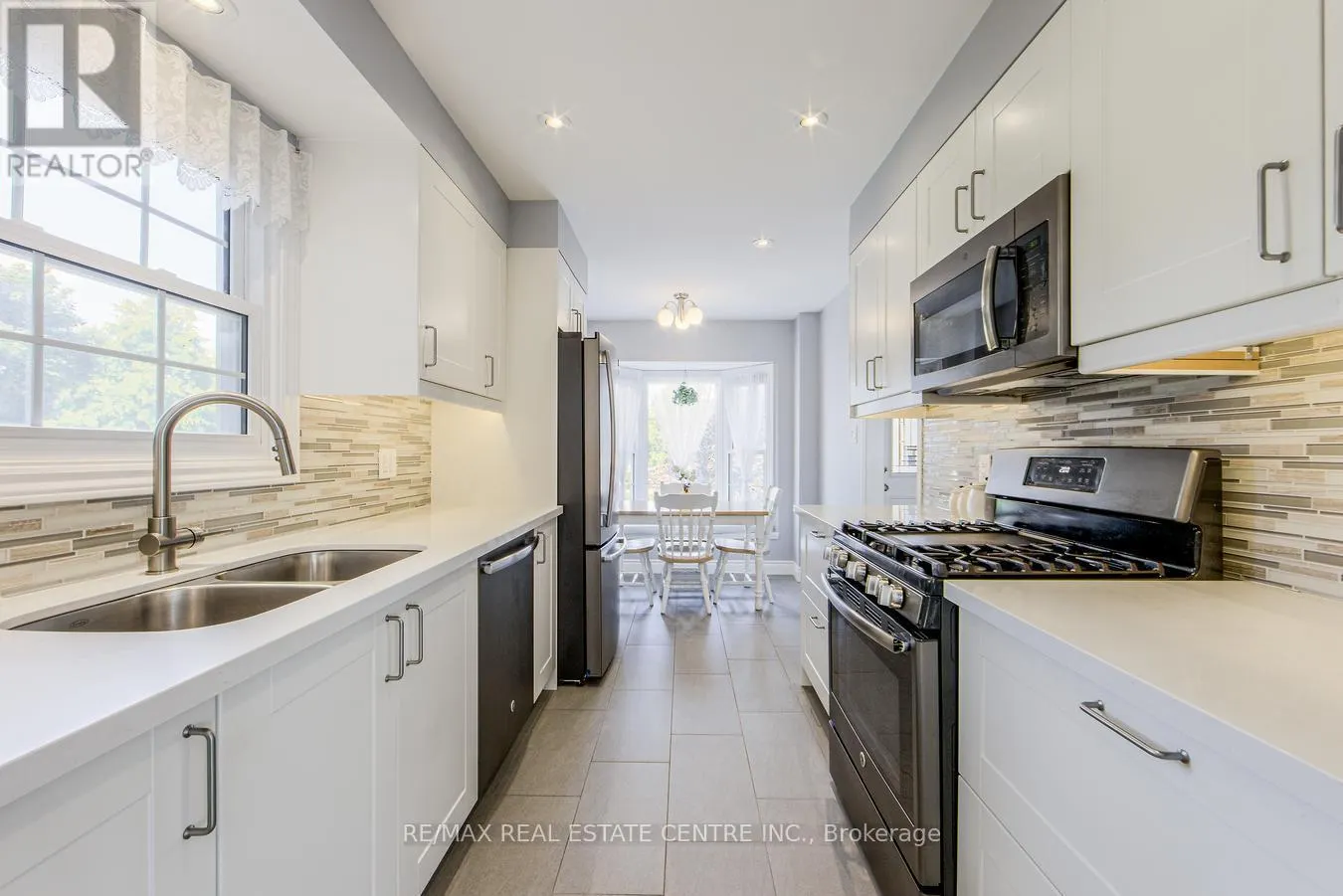 14 - 2935 HEADON FOREST DRIVE