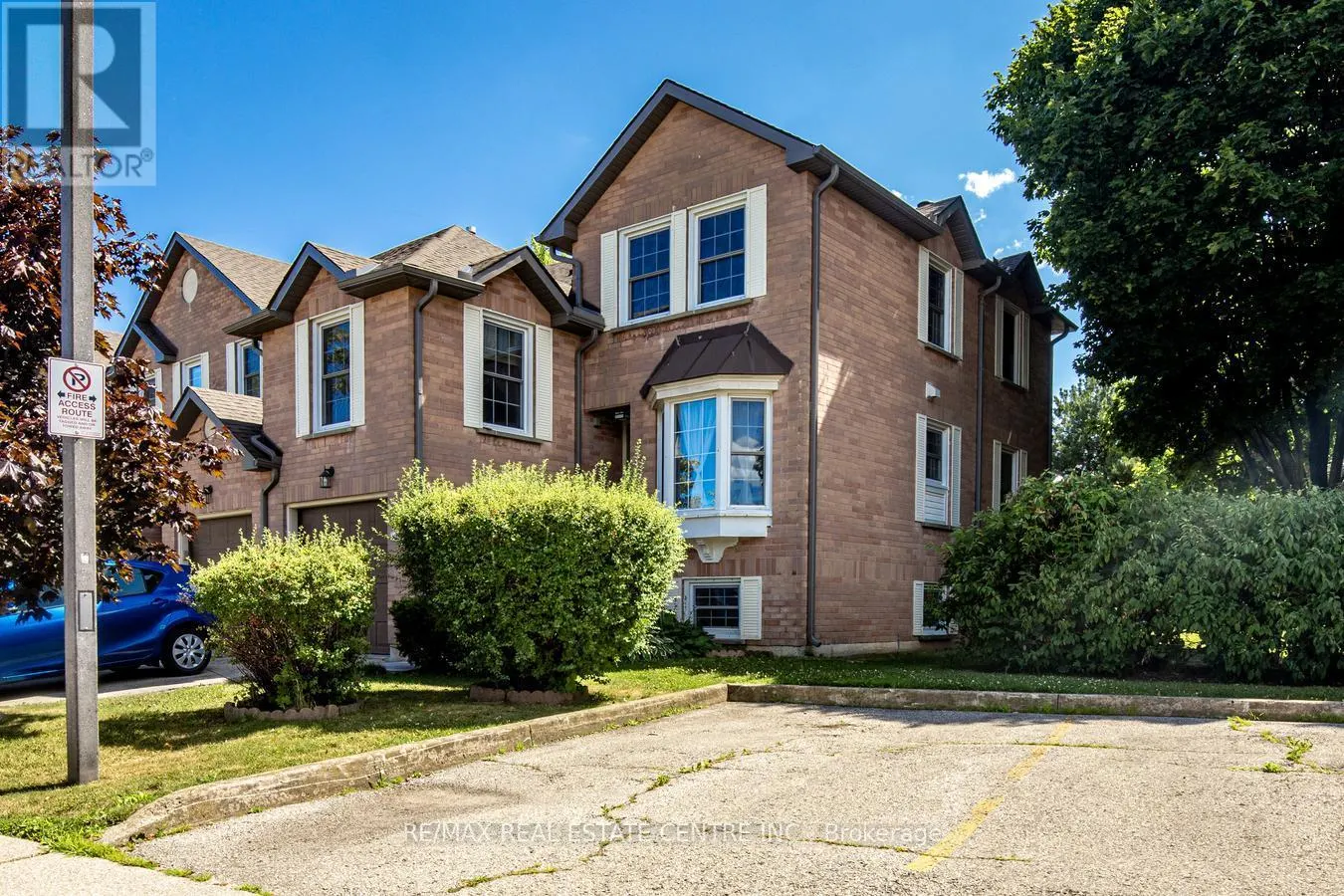 14 - 2935 HEADON FOREST DRIVE