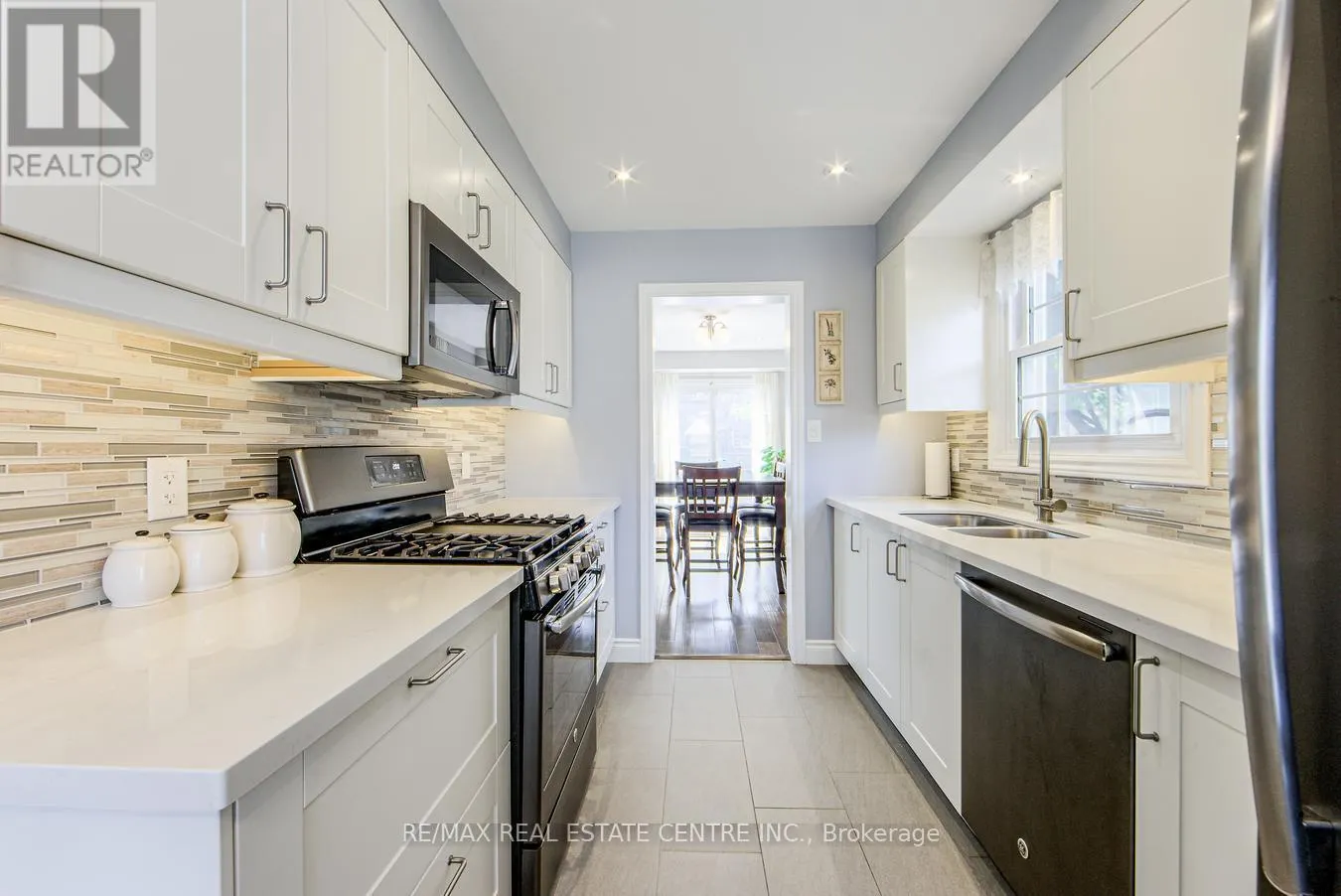14 - 2935 HEADON FOREST DRIVE