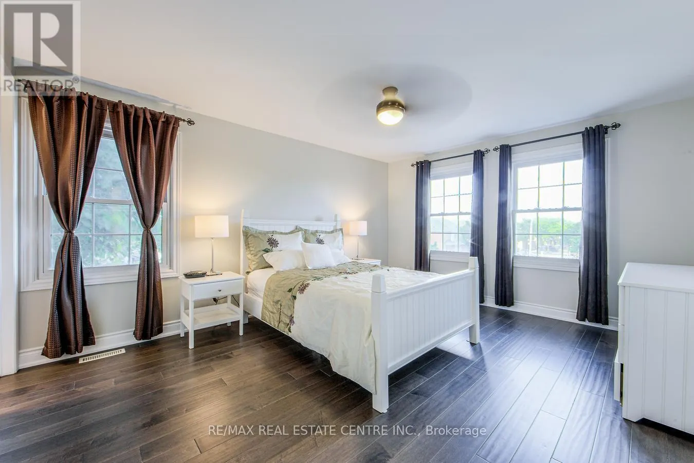 14 - 2935 HEADON FOREST DRIVE
