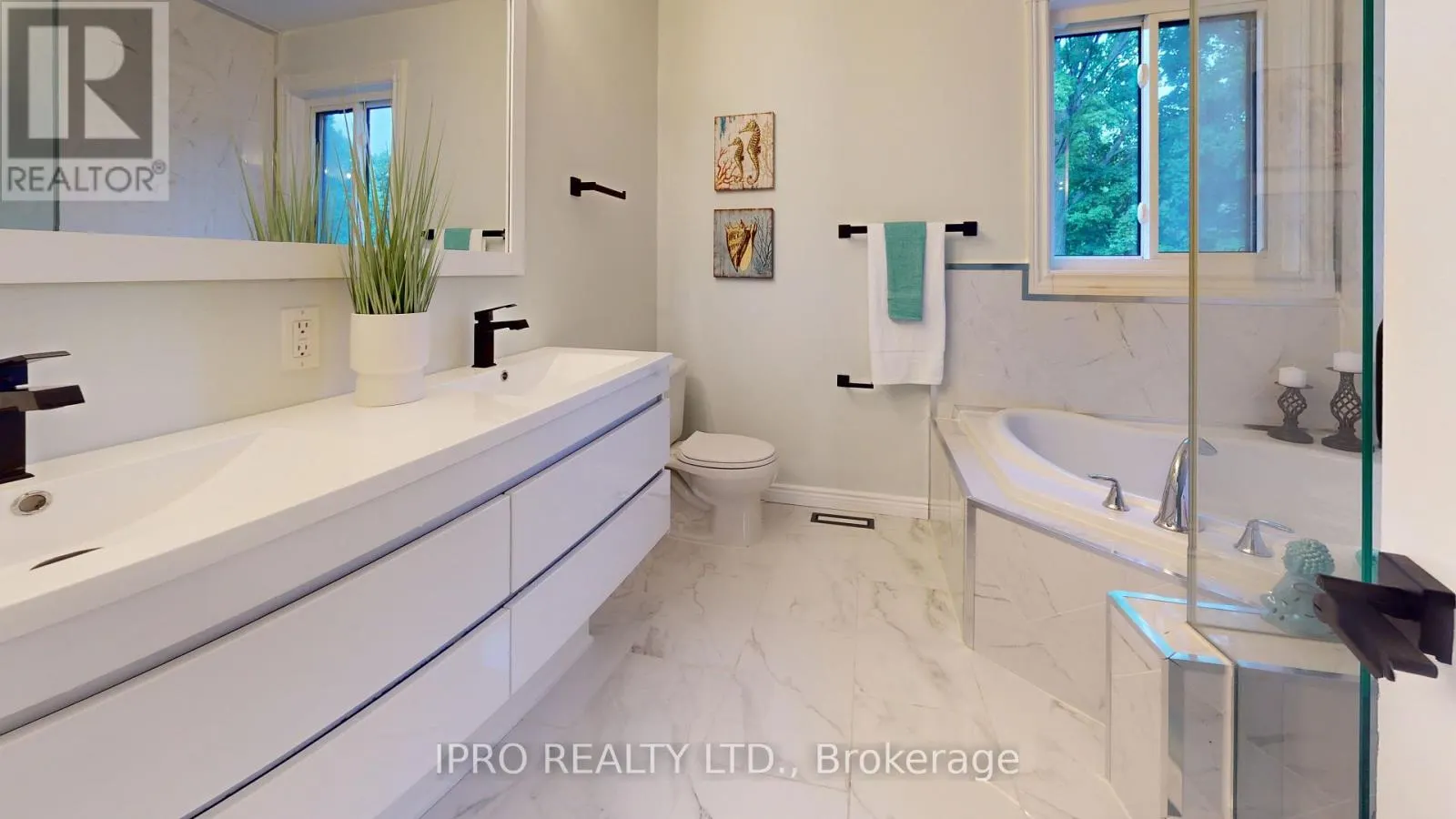 27 BRIARWOOD DRIVE