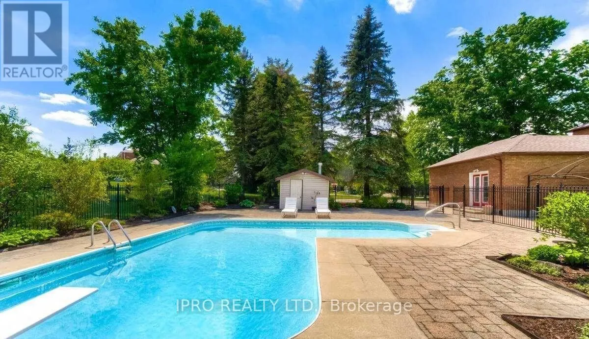27 BRIARWOOD DRIVE