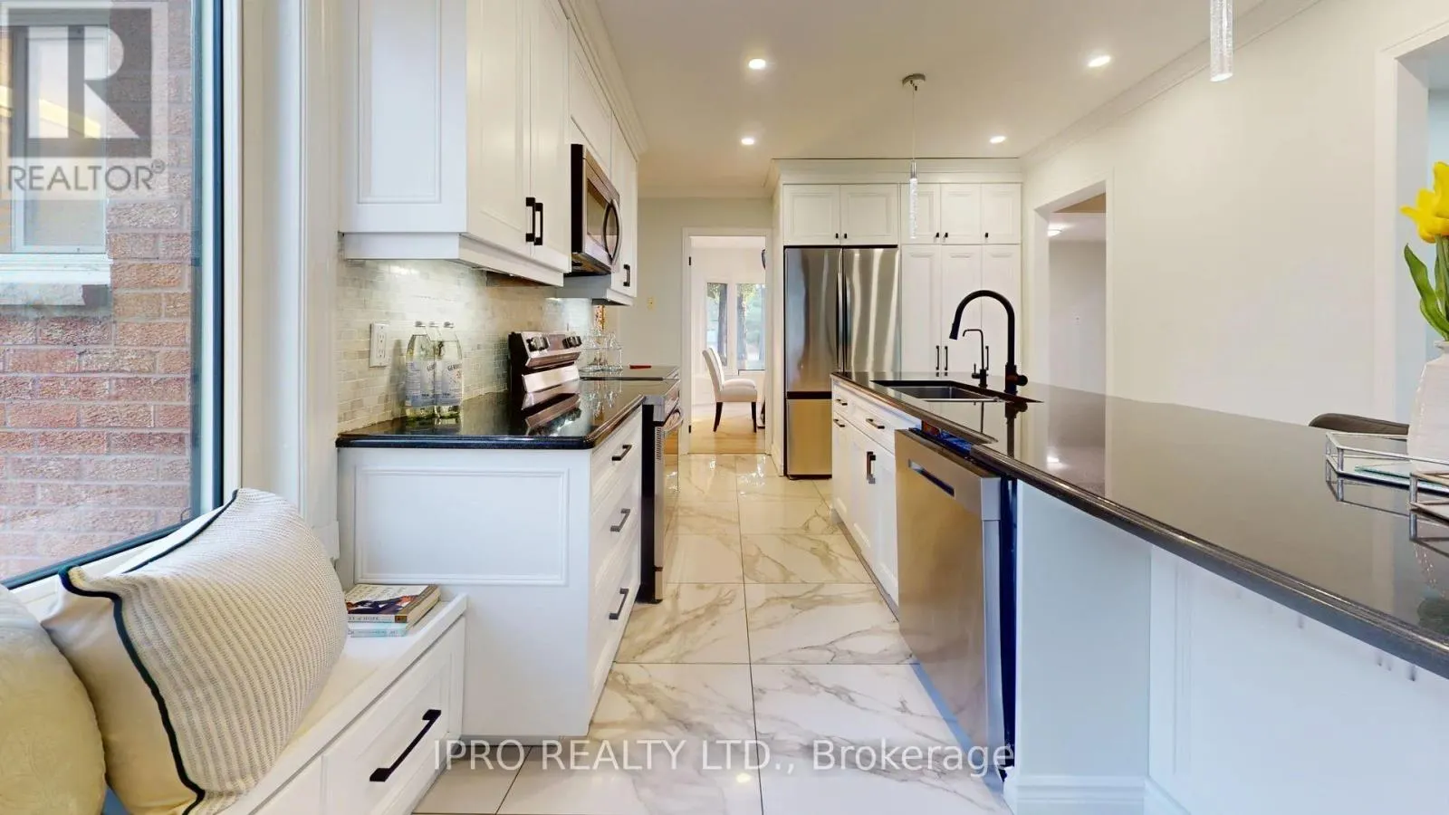 27 BRIARWOOD DRIVE