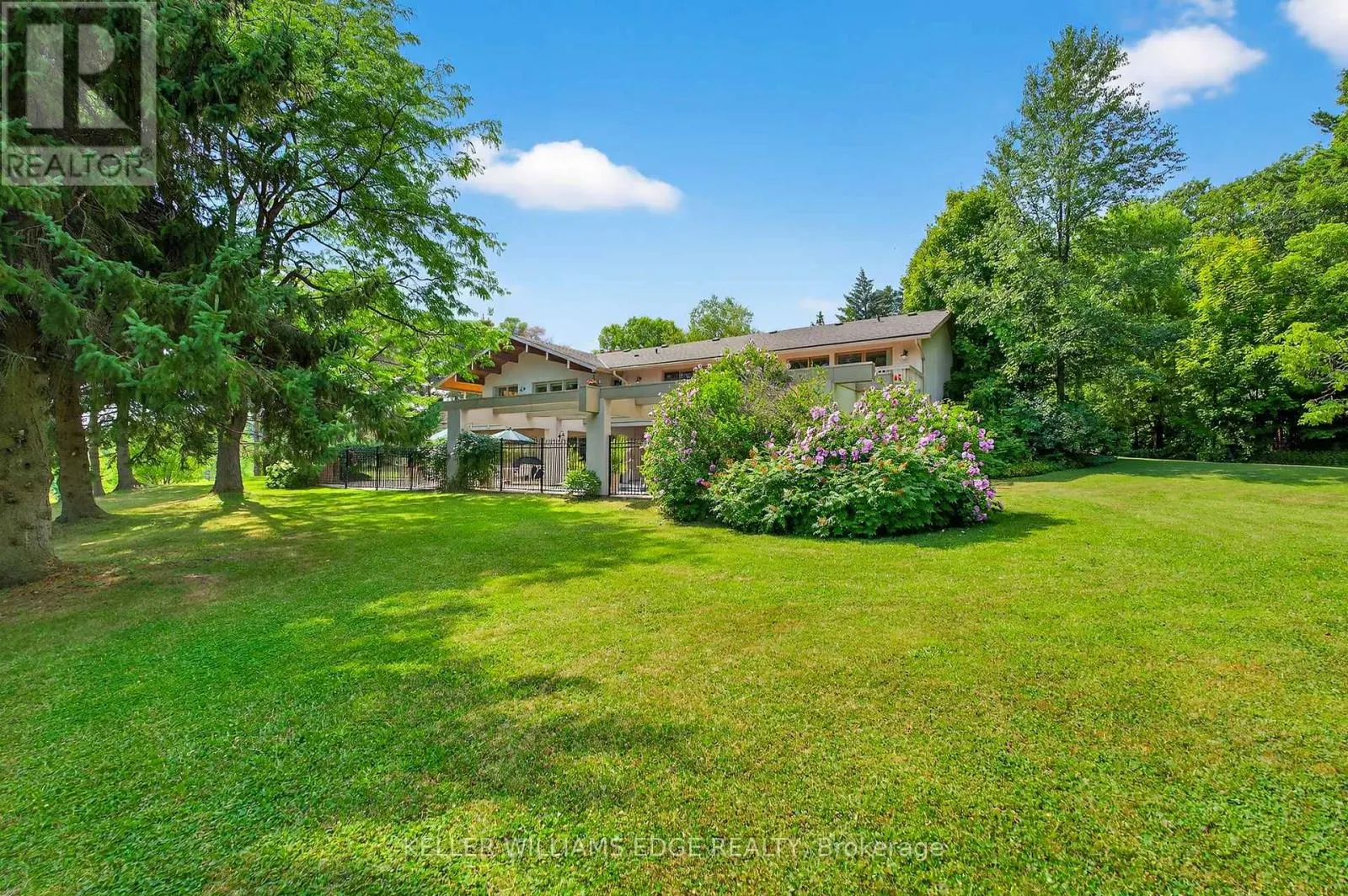 2360 8 SIDE ROAD