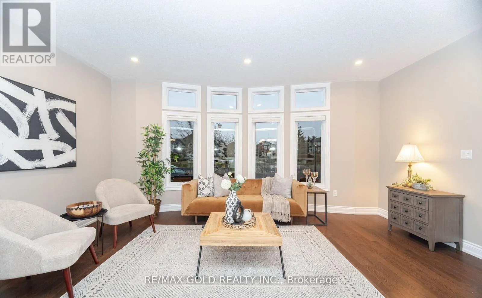 12 VISTA VIEW COURT