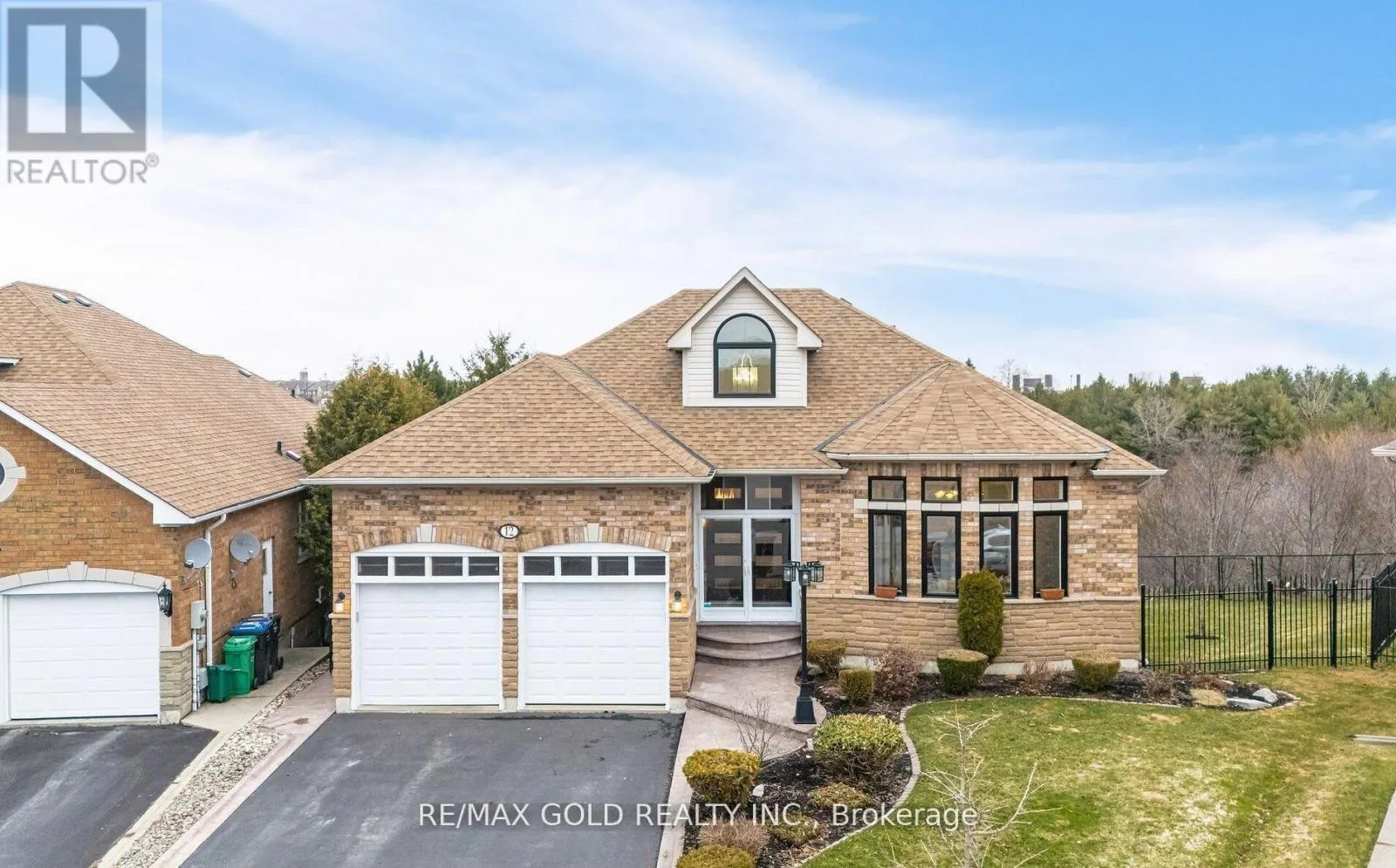 12 VISTA VIEW COURT