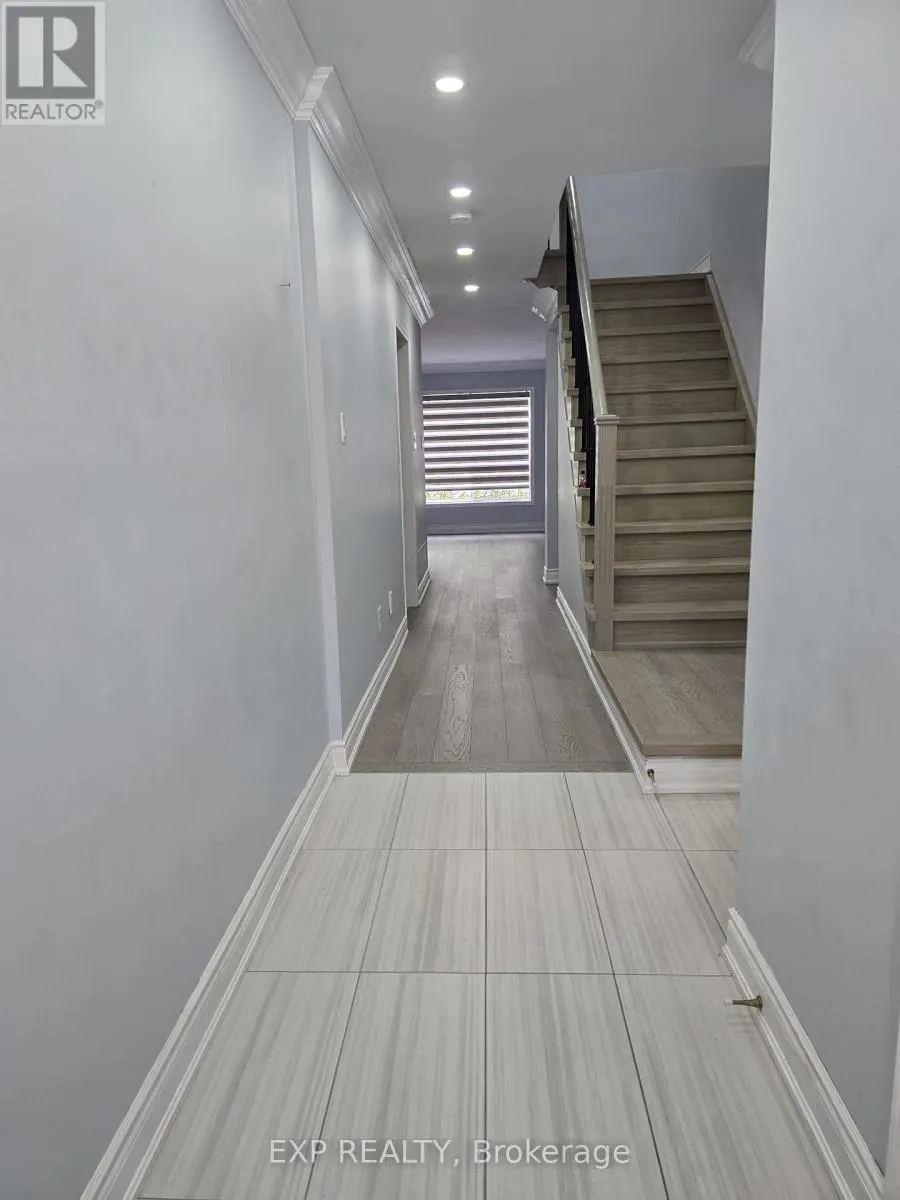 25 - 6399 SPINNAKER CIRCLE