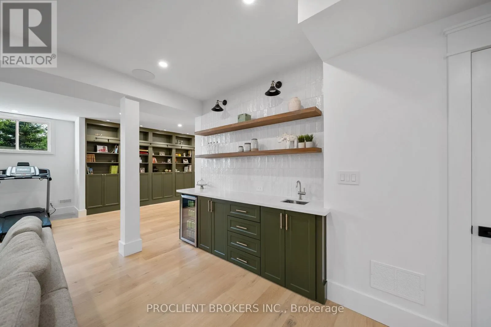 10223 GUELPH LINE