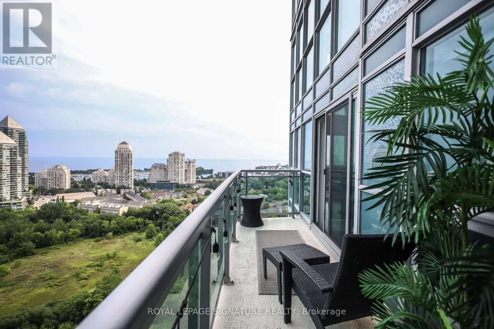 2304 - 155 LEGION ROAD N