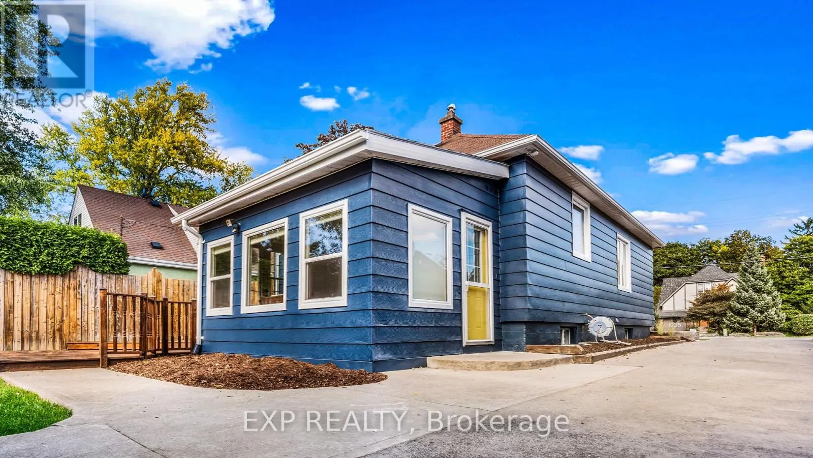 1036 CEDARWOOD PLACE