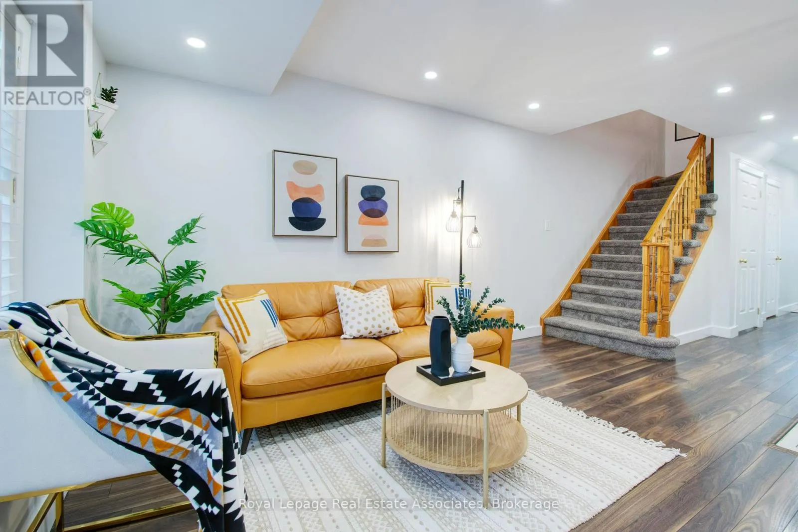 41 DOMINION GARDENS DRIVE