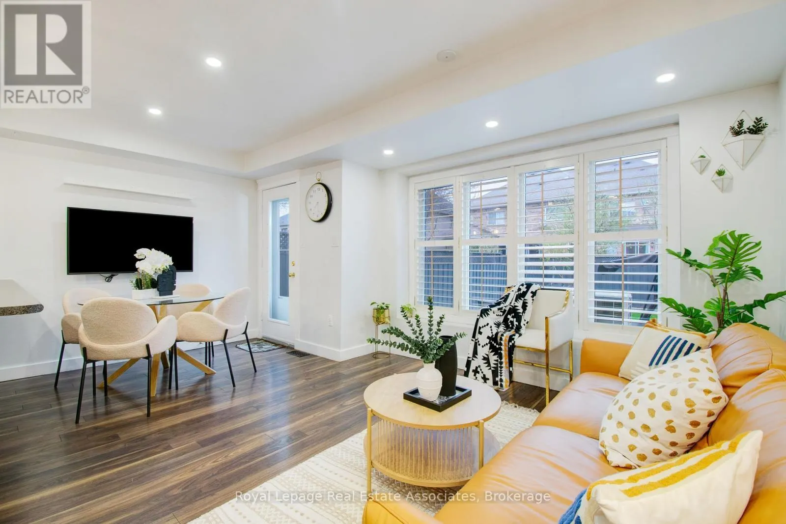 41 DOMINION GARDENS DRIVE