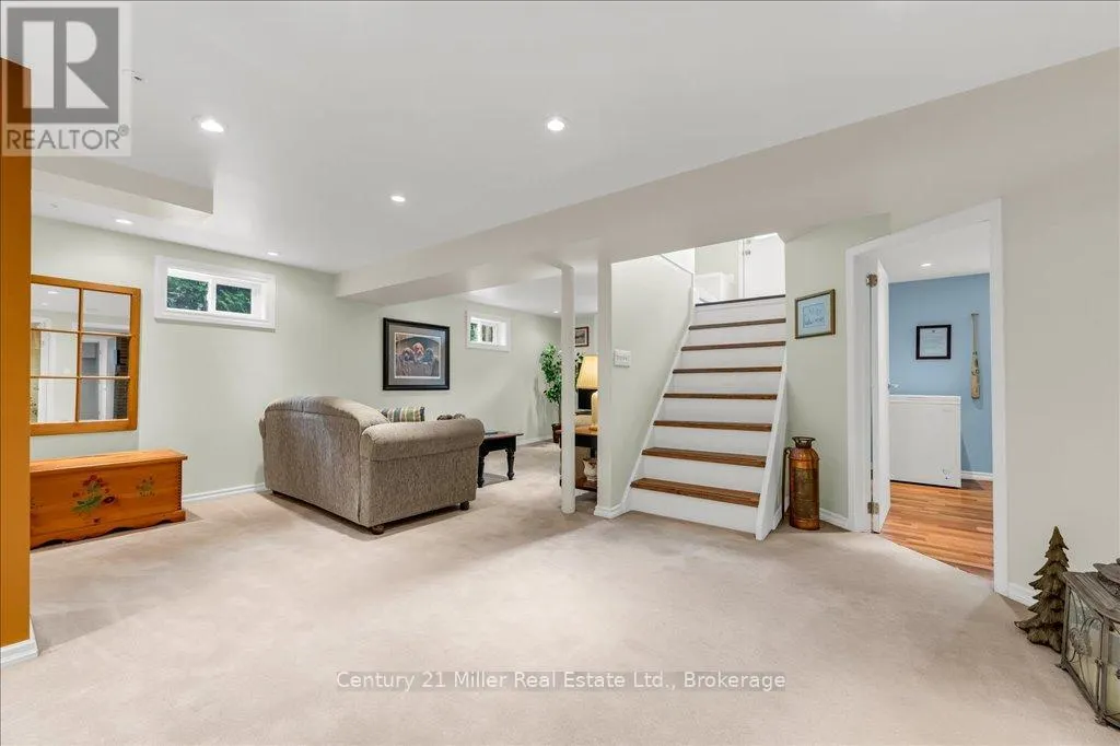 1504 BRIDGE ROAD