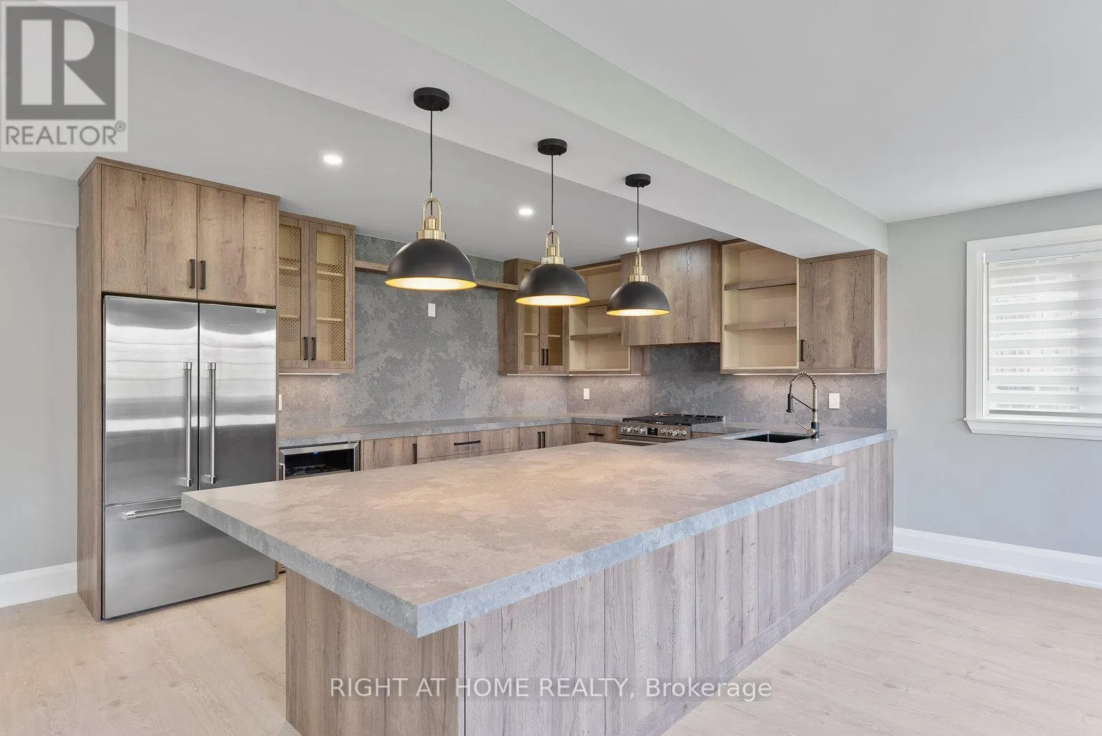 10 RIVERWOOD TERRACE