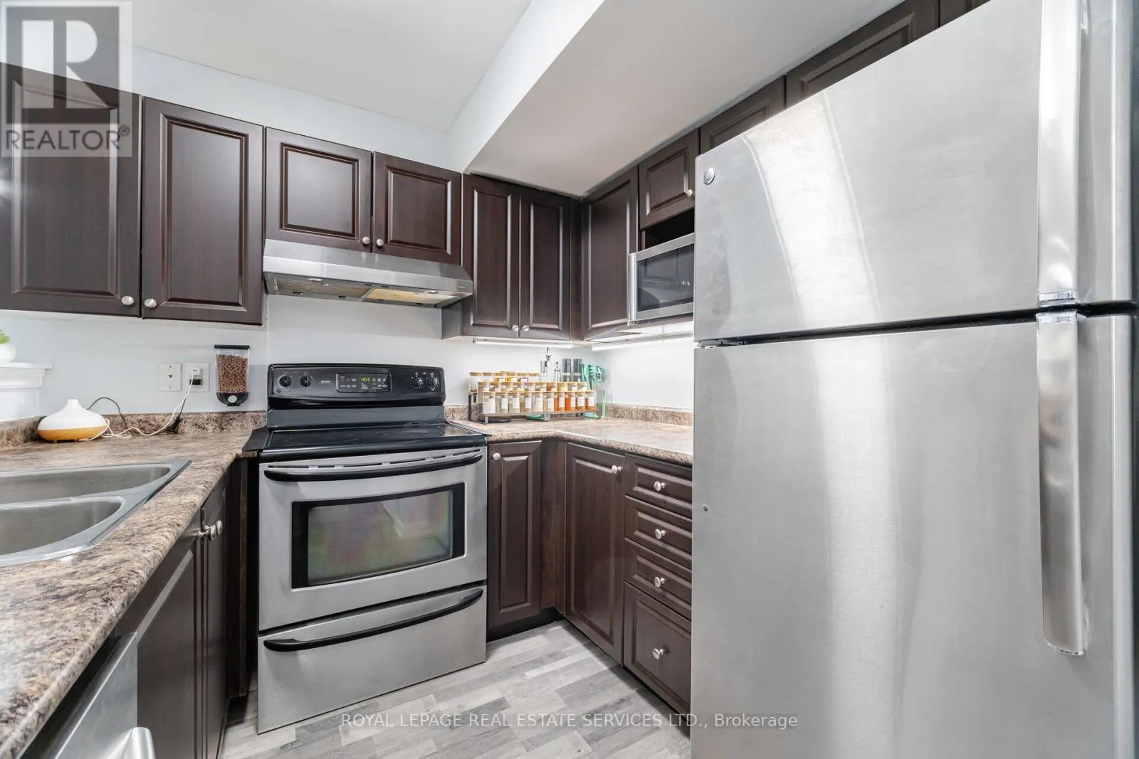 110 - 1471 MAPLE AVENUE