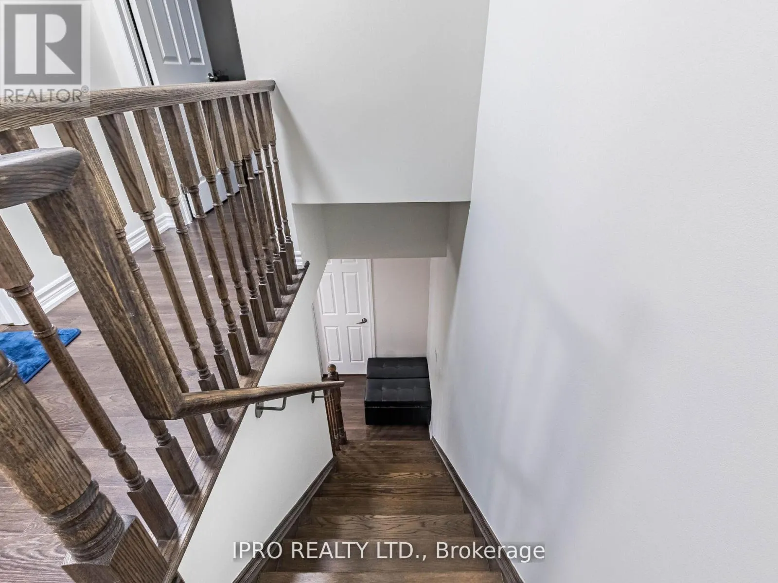 581 ALLPORT GATE