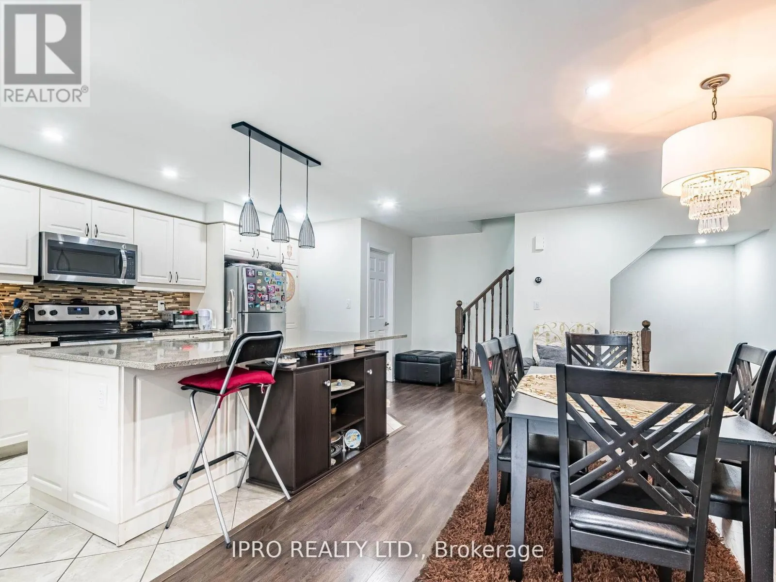 581 ALLPORT GATE