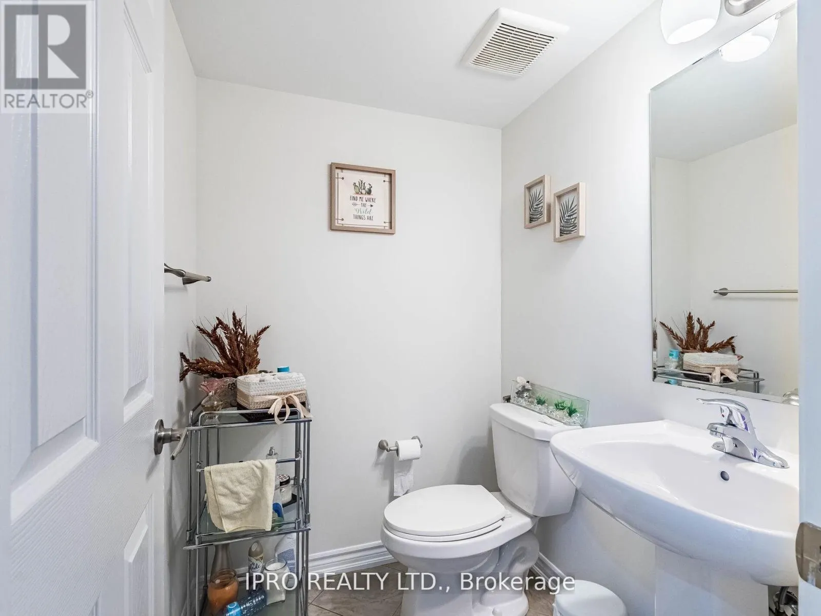 581 ALLPORT GATE