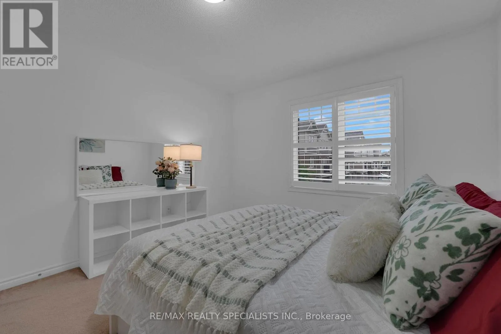 36 - 1000 ASLETON BOULEVARD