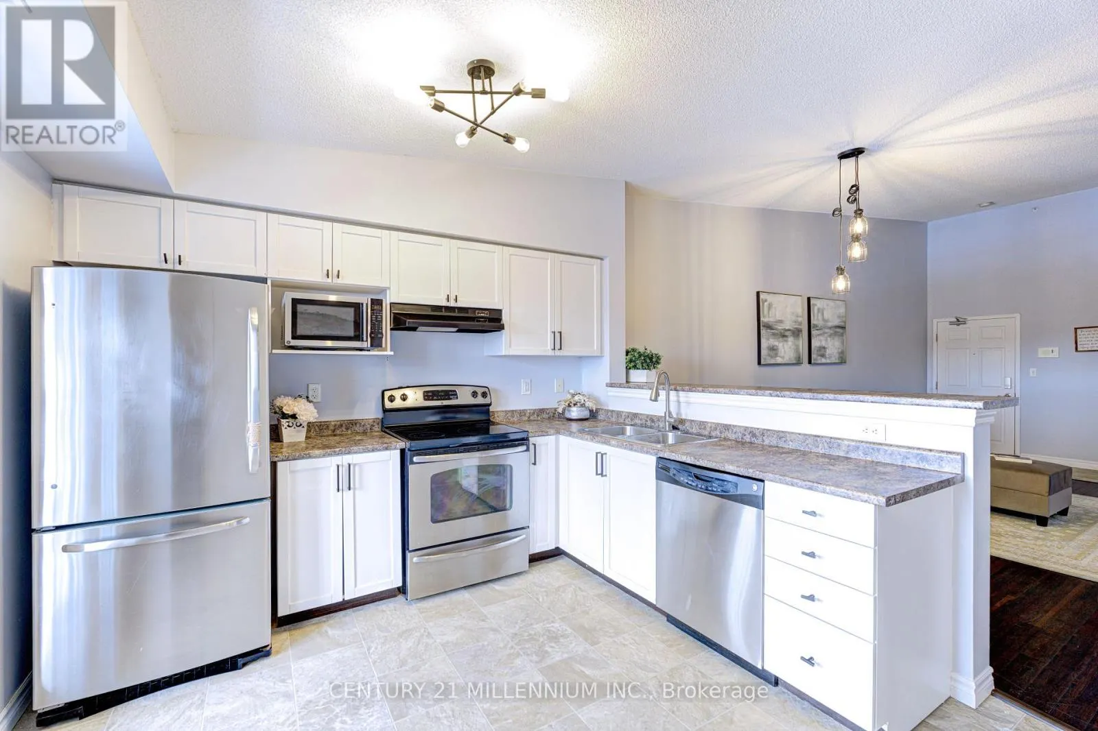 407 - 1380 MAIN STREET E