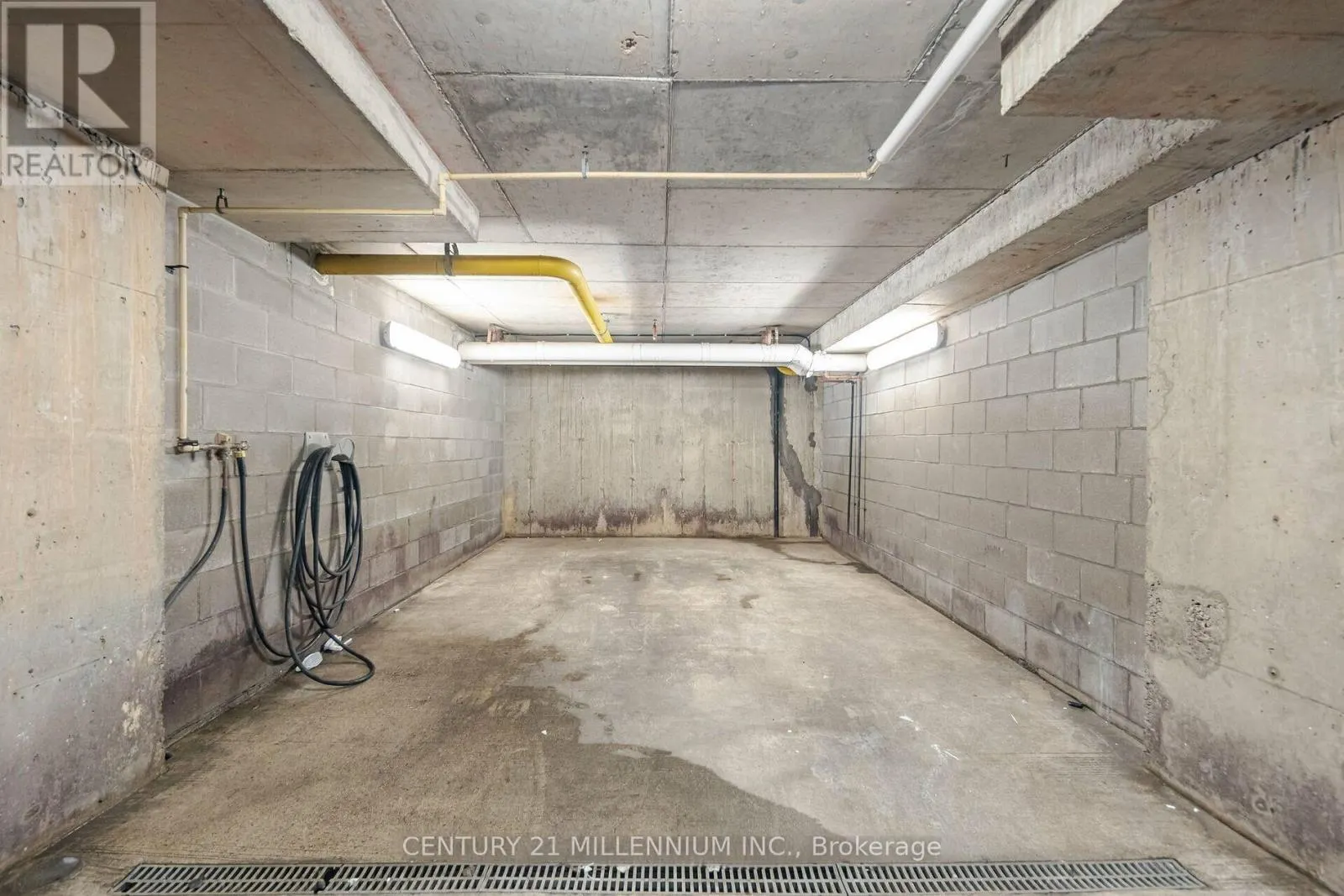 407 - 1380 MAIN STREET E