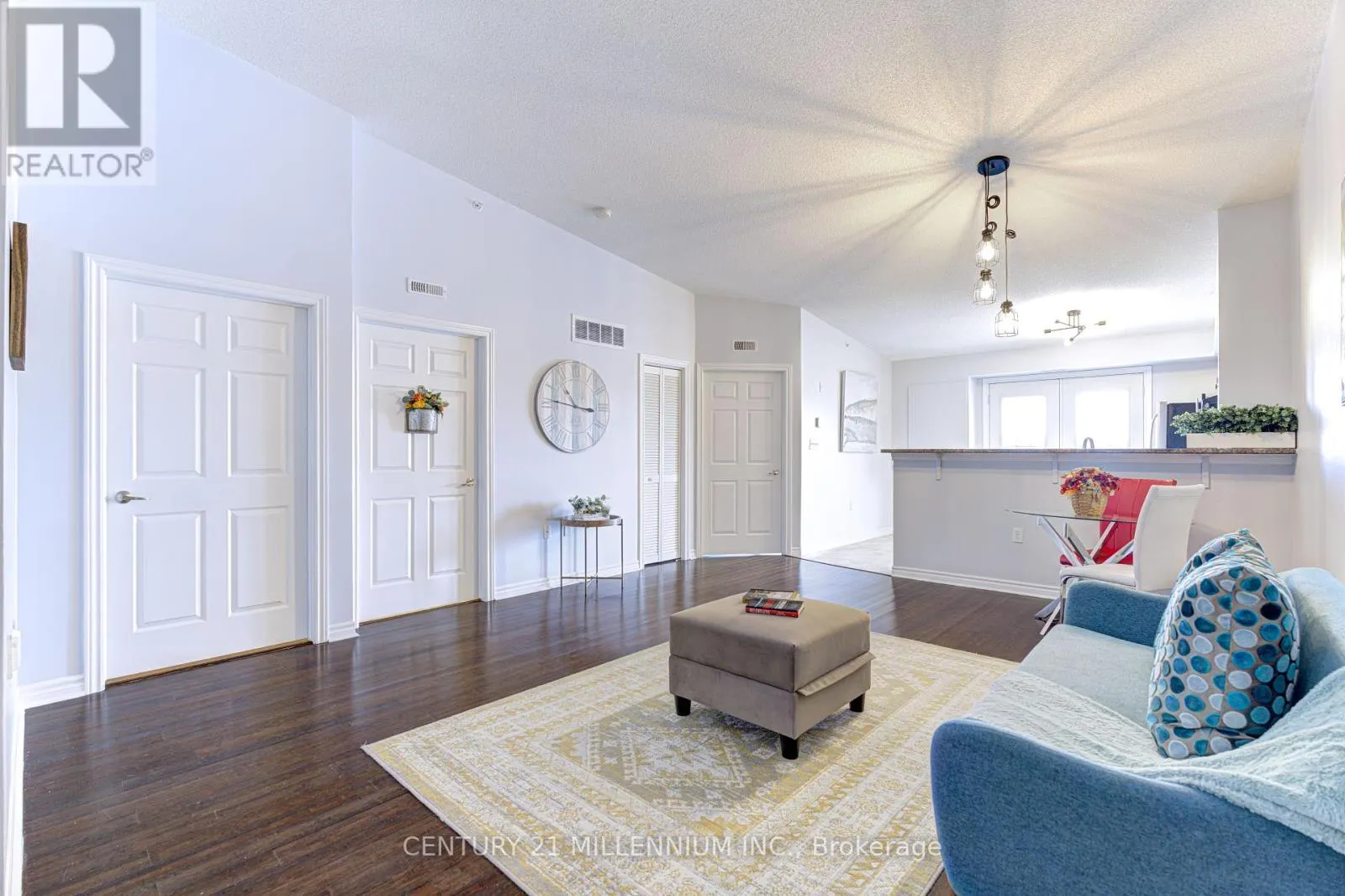 407 - 1380 MAIN STREET E