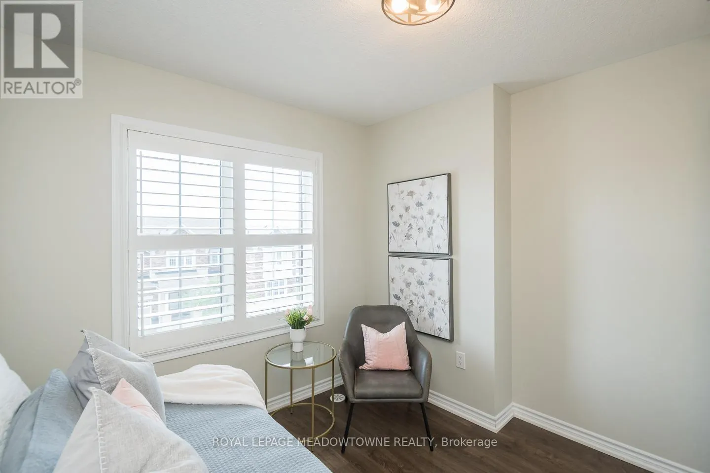 298 REIS PLACE