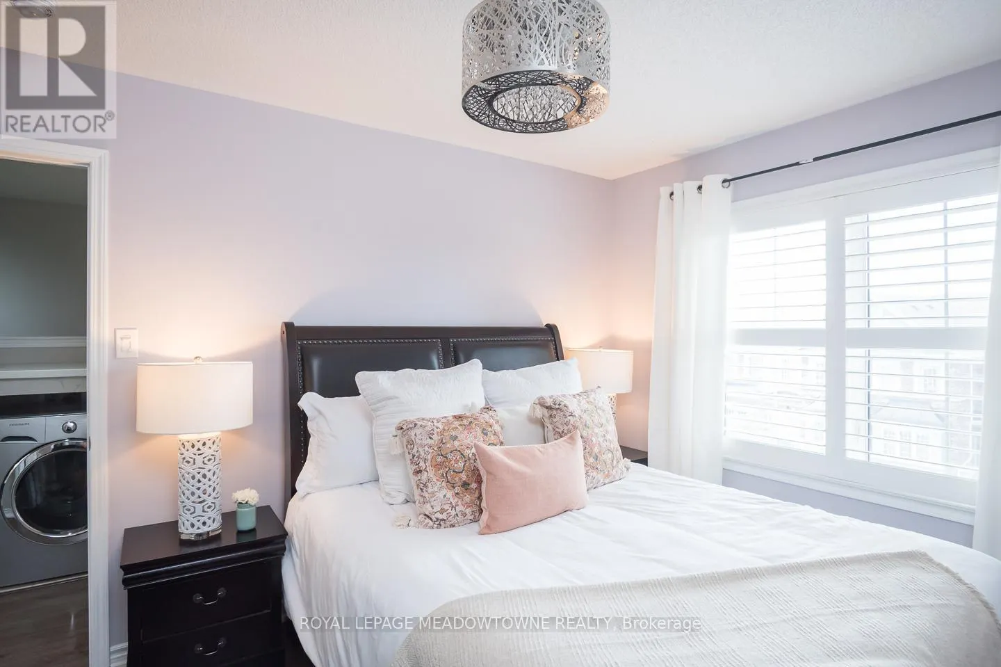 298 REIS PLACE