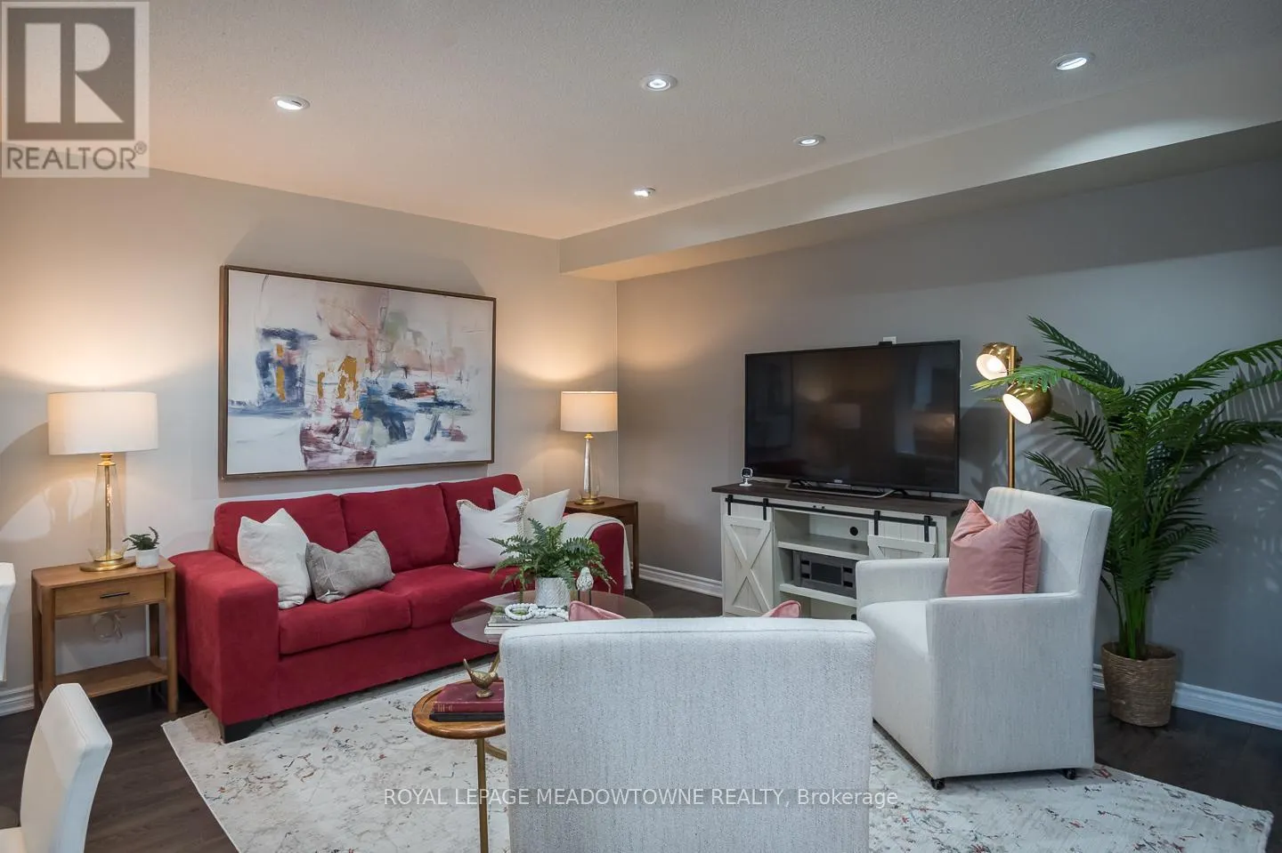 298 REIS PLACE