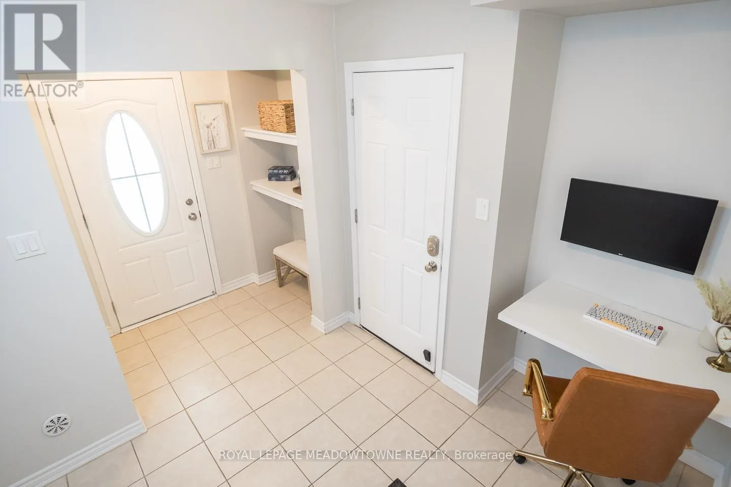 298 REIS PLACE