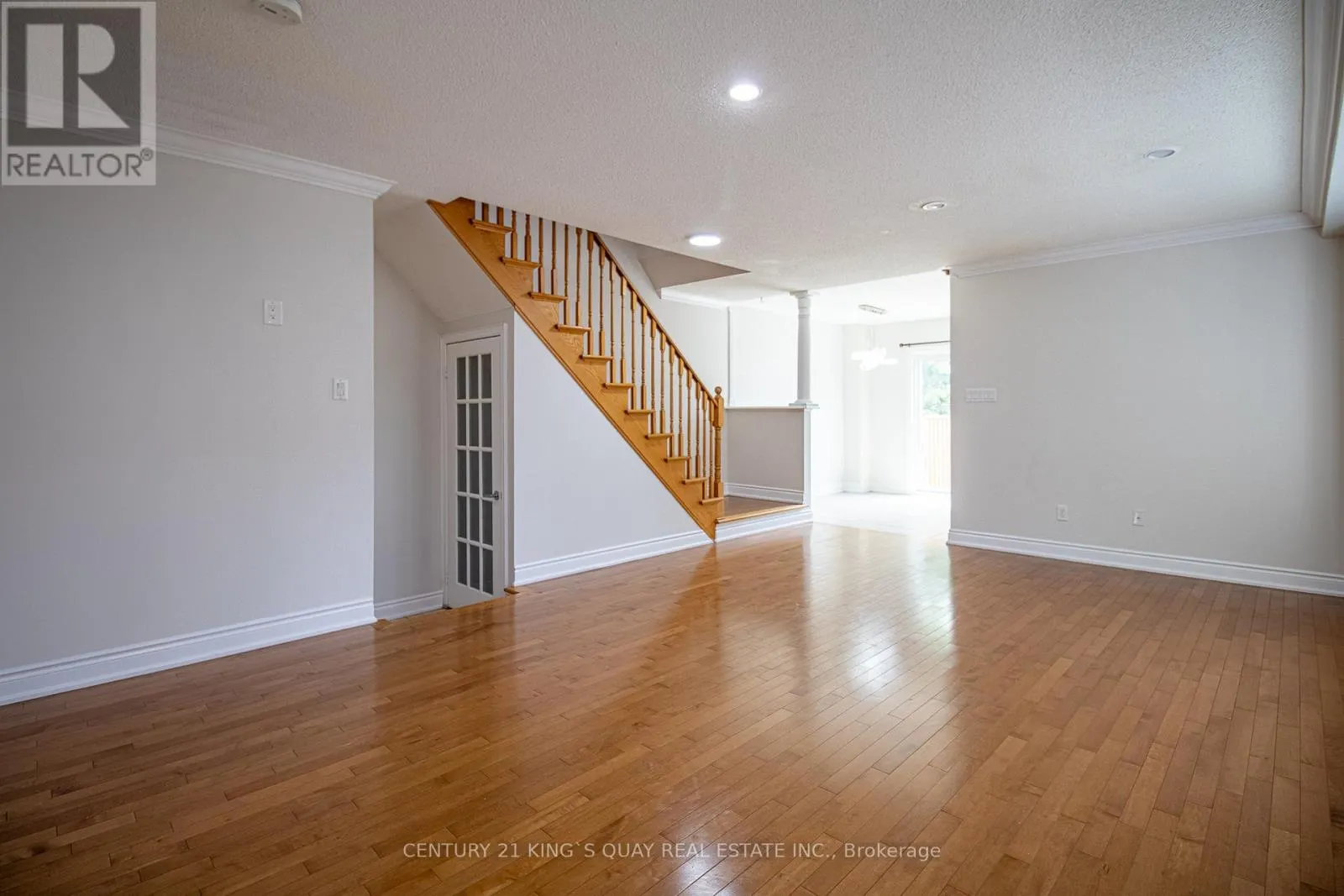 1100 HOUSTON DRIVE