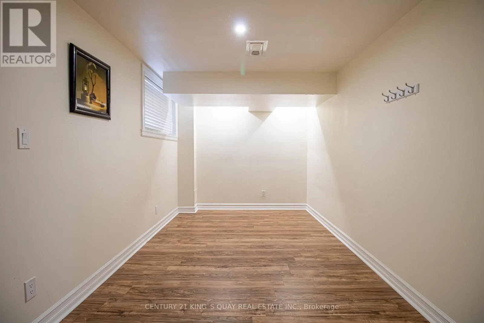 1100 HOUSTON DRIVE