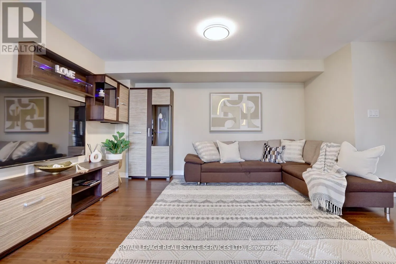 1234 ROSE WAY