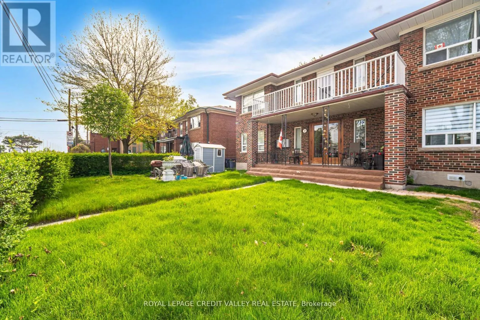 19 ROSELAND DRIVE