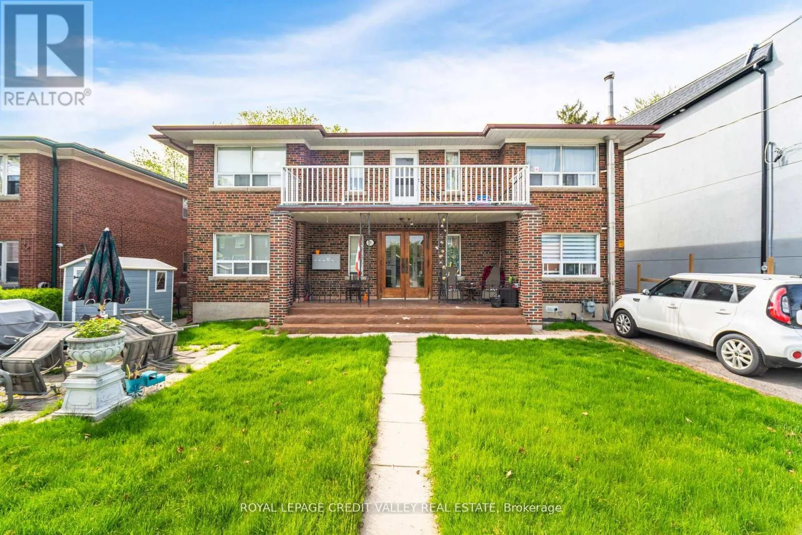19 ROSELAND DRIVE