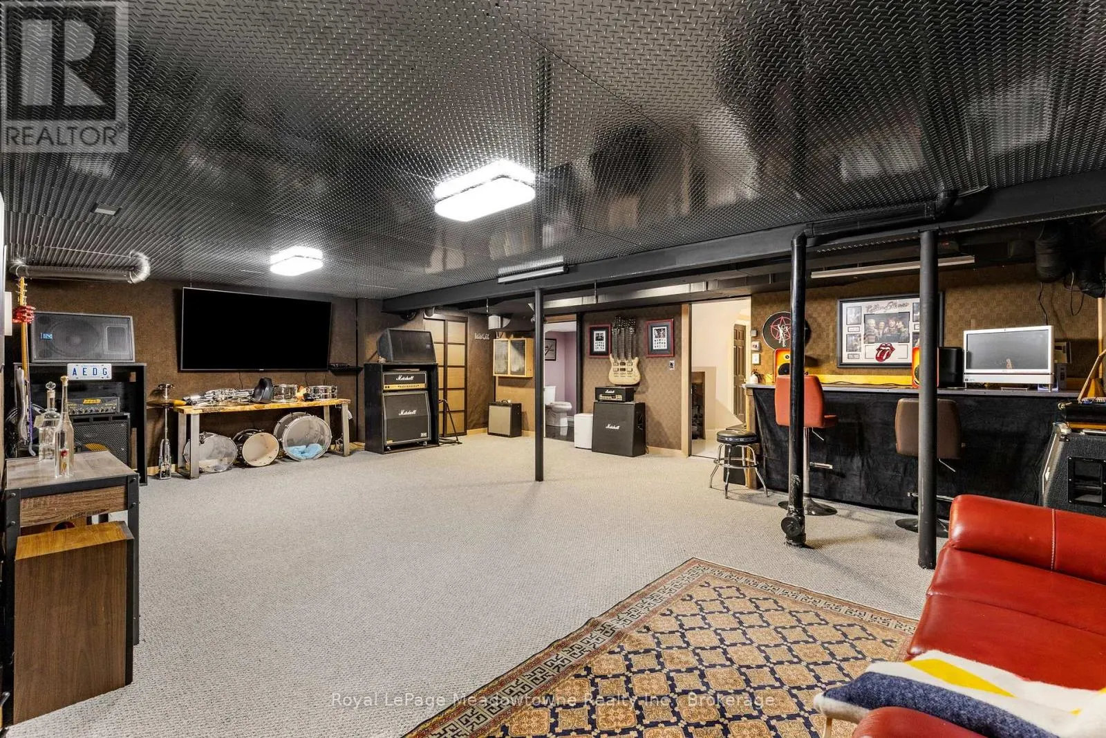 1235 FIELD DRIVE