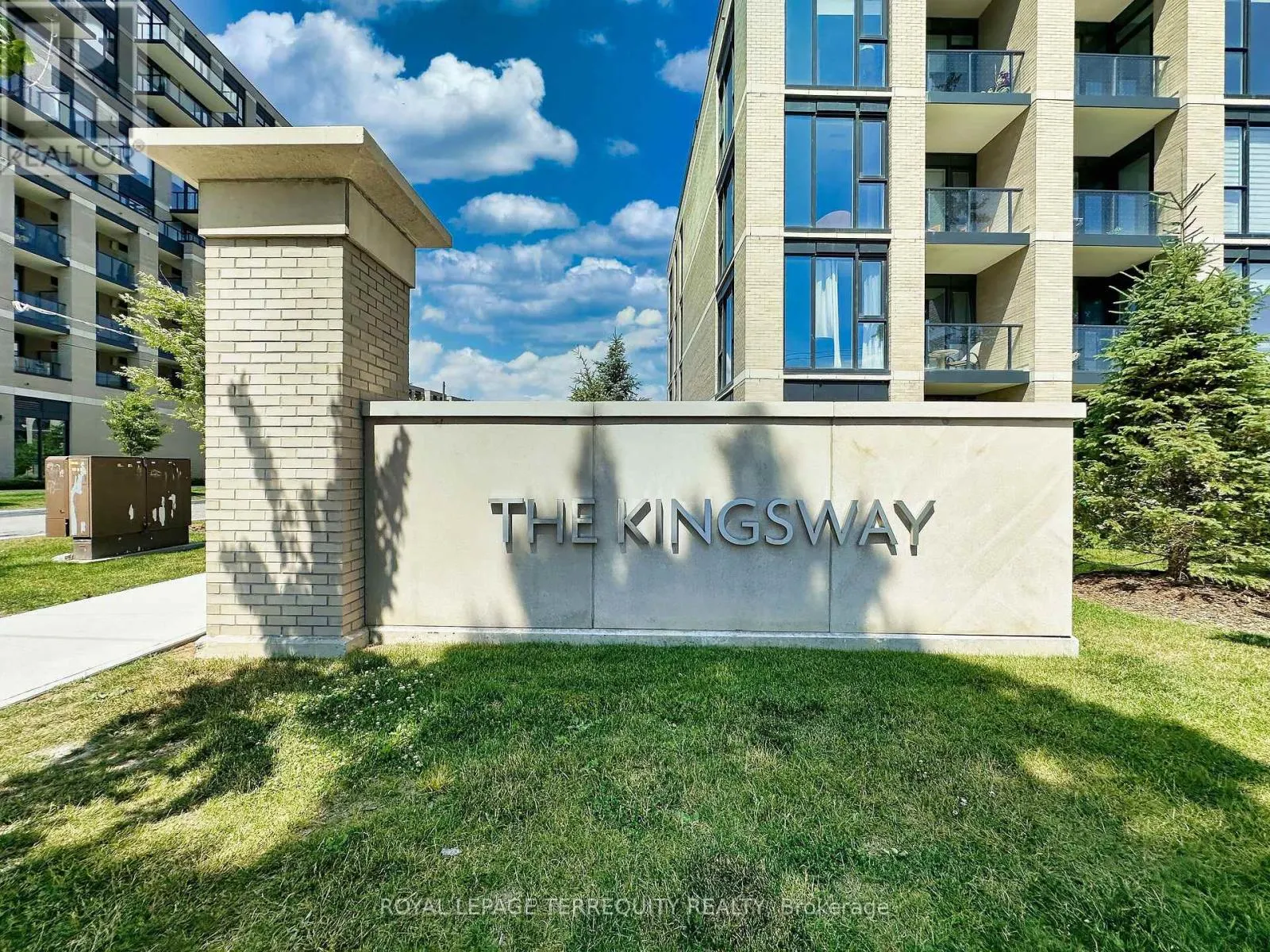 615 - 293 THE KINGSWAY