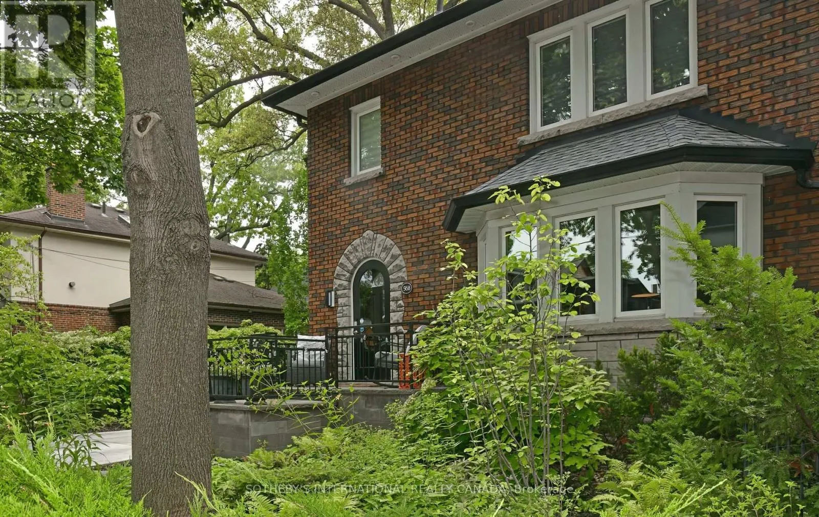 568 WINDERMERE AVENUE
