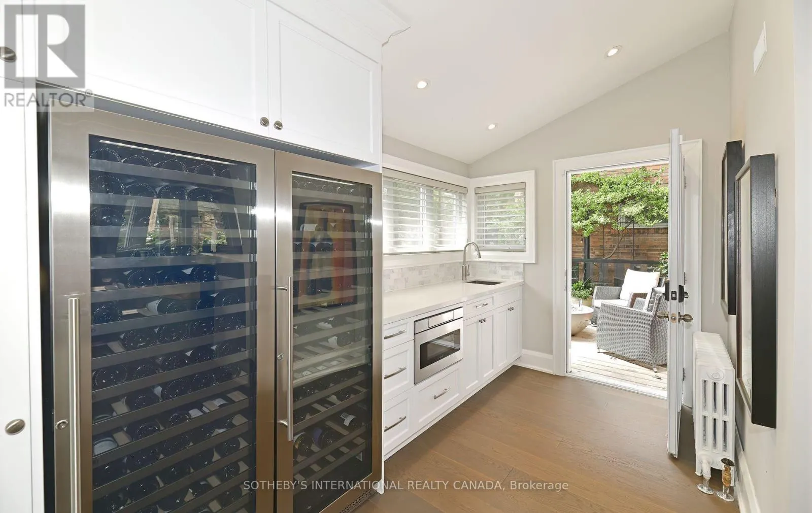 568 WINDERMERE AVENUE
