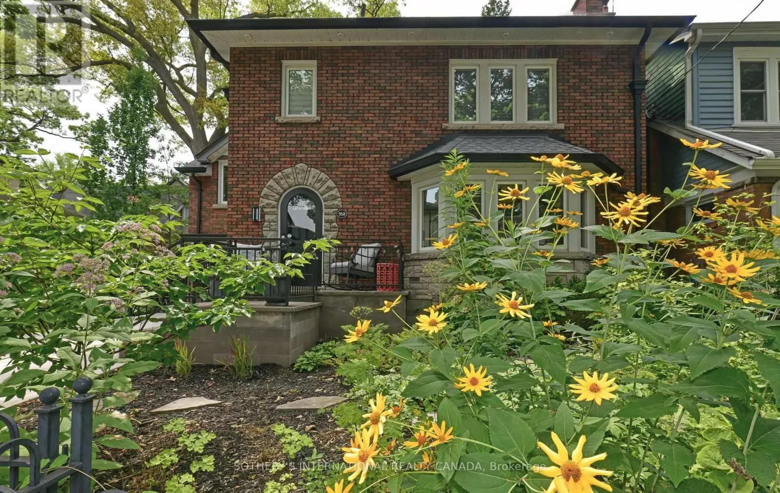 568 WINDERMERE AVENUE