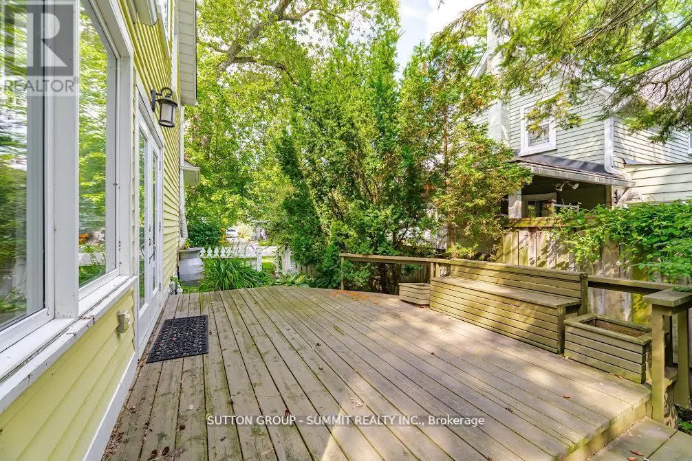 38 JOHN STREET S
