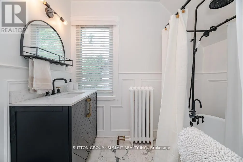 38 JOHN STREET S