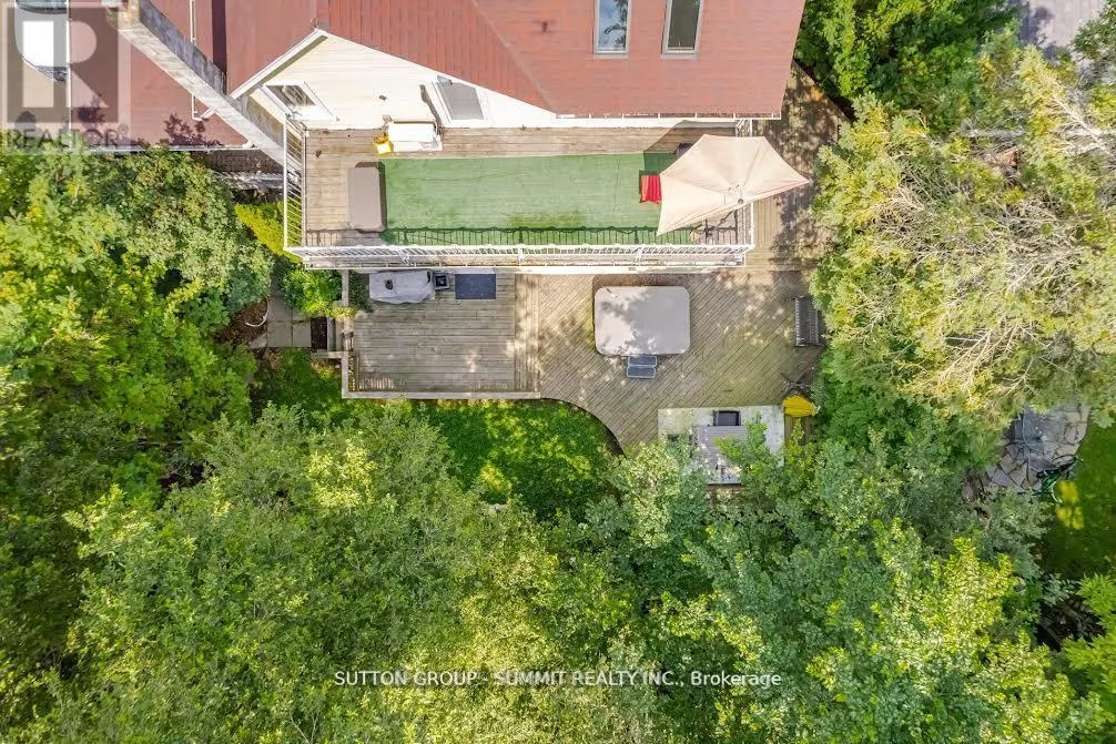 38 JOHN STREET S