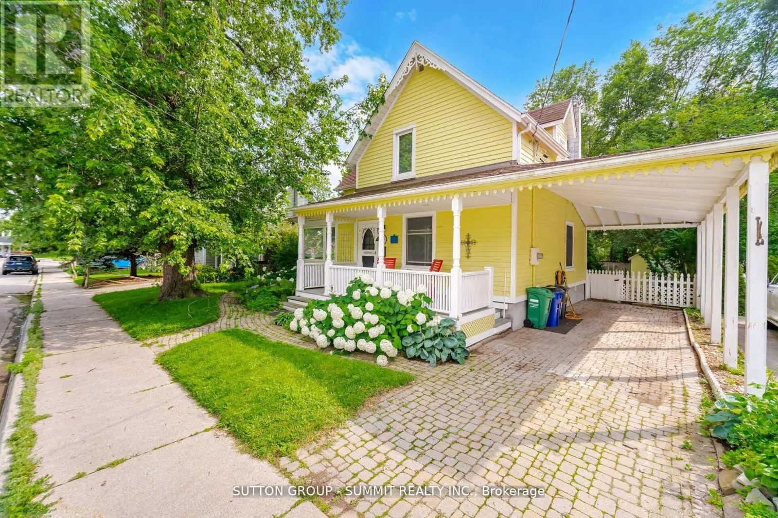 38 JOHN STREET S