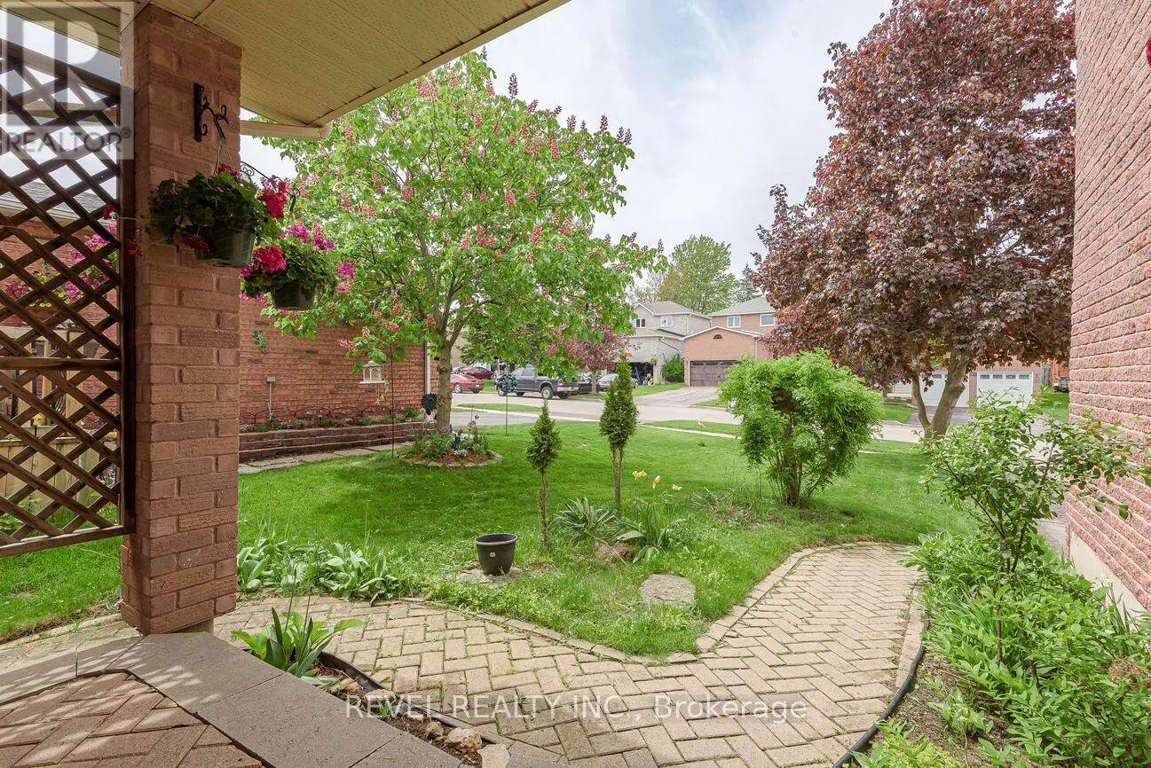 336 LISA MARIE DRIVE